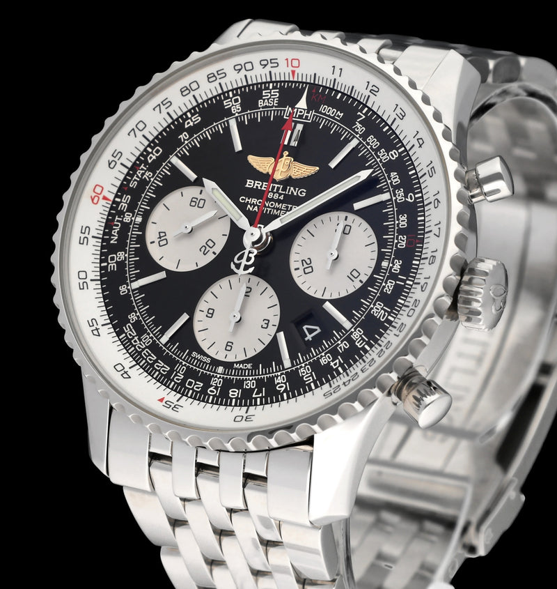 Breitling Navitimer 01 AB0120 - 2017 - Breitling horloge - Breitling kopen - Breitling heren horloge - Trophies Watches