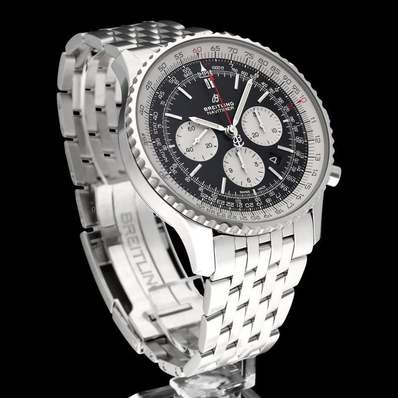Breitling Navitimer 01 AB0127 - 2022 - Breitling horloge - Breitling kopen - Breitling heren horloge - Trophies Watches