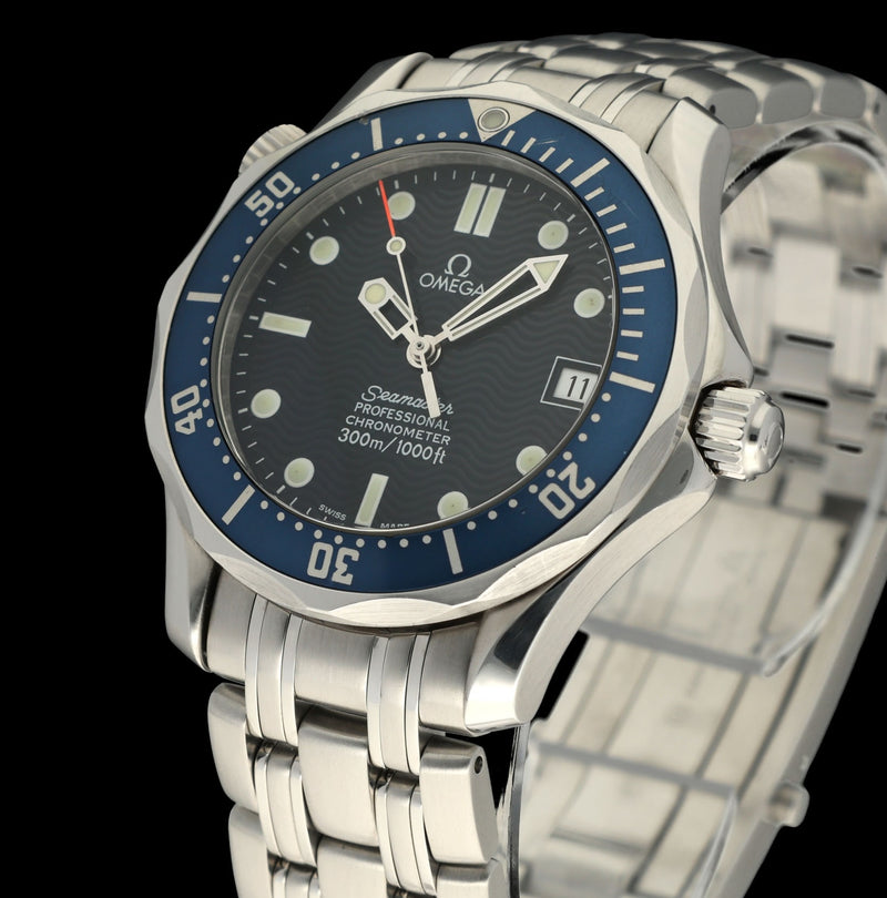Omega Seamaster Diver 300 M 2551.80.00- 1999 - Omega horloge - Omega kopen - Omega heren horloge - Trophies Watches
