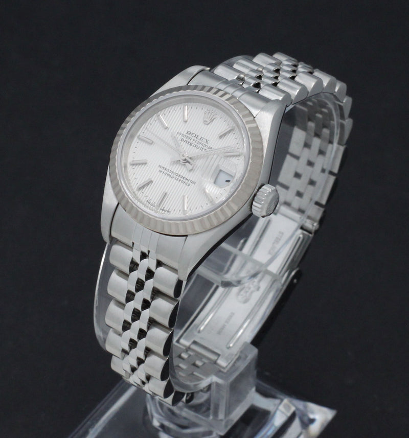Rolex Oyster Perpetual Lady Datejust 79174 - 2004 - Rolex horloge - Rolex kopen - Rolex dames horloge - Trophies Watches